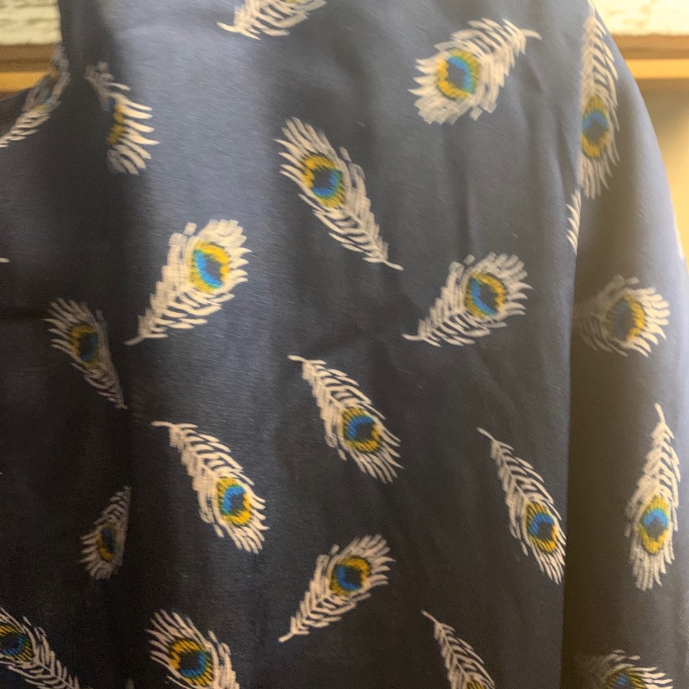 Blouse - Picture 2 of 3